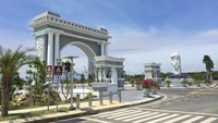 Bagi banyak orang nama Singapura akan mengingatkan traveler pada pulau yang terletak di bawah Malaysia dan di atas khatulistiwa. Namun, bagi sebagian orang di Medan, nama Singapura merujuk pada kawasan perumahan yang terletak 20 menit berkendara dari ibu kota, yakni CitraLand Gama City.