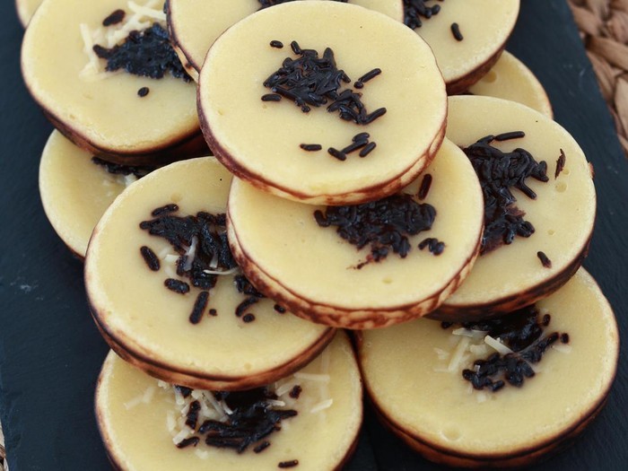 10 Resep Kue Manis yang Enak Buat Teman Ngopi, Bikin Yuk! 10 Resep Kue Manis yang Enak Buat Teman Ngopi, Bikin Yuk!