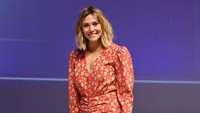 Penampilan Elizabeth Olsen di Lumiere Theatre, Cannes, Prancis. (Foto:  Eamonn M. McCormack/Getty Images for Cannes Lions)