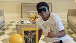 Ini Keseruan Ronaldinho saat Ngopi dan Makan Seafood