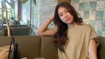 Gaya Keren Widi Vierratale Saat Nikmati Minuman hingga Makan Pizza