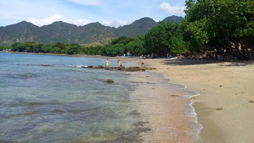 Keindahan Pantai Pemuteran di Desa Pemuteran, Kecamatan Gerokgak, Kabupaten Buleleng, Bali.