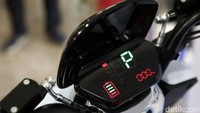 Selain buatan dalam negeri, Alessa melibatkan usaha kecil dan menengah (UKM) untuk produksi motor eX 3000.