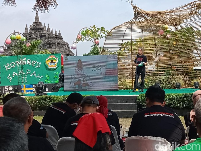 Kongres Sampah 2 Provinsi Jawa Tengah di Prambanan, Klaten, Sabtu (25/6/2022).