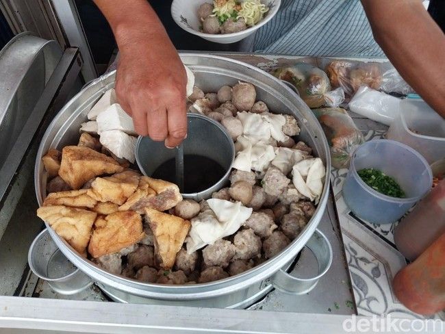 Makan Enak di Batu, Ada Sate Kelinci hingga Mie Soden yang Murah Nikmat