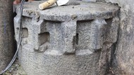 Benda Bersejarah Diduga dari Abad 17 Ditemukan di Pinggir Jalan Bekasi
