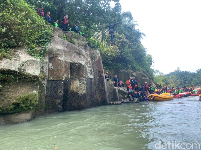 Rafting Sungai Bah Bolon