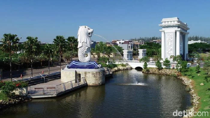 Replika ikon Singapura di Medan.