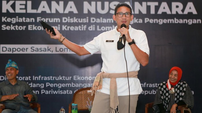 Menteri Pariwisata dan Ekonomi Kreatif (Menparekraf), Sandiaga Salahuddin Uno saat acara Kelana Nusantara di Kota Mataram, Nusa Tenggara Barat pada Sabtu 25 Juni 2022.