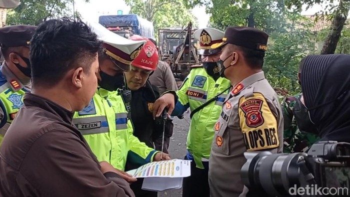Satu Penumpang Bus Maut di Tasik Belum Ditemukan
