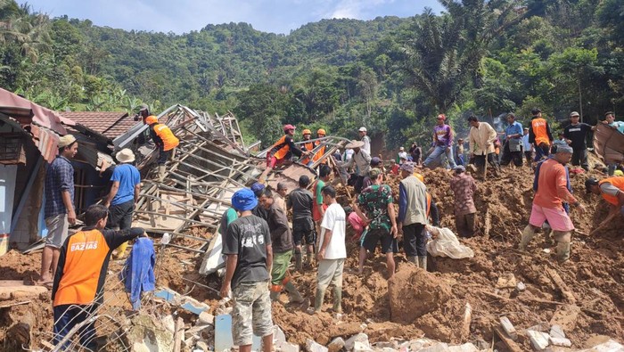 Situasi Lokasi Banjir Bandang di Bogor