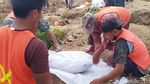 Pembongkaran Makam Dampak Tol KLBM, Banyak Jasad Utuh