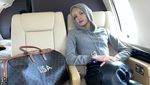 6 Gaya Lisa BLACKPINK dan V BTS Naik Jet Pribadi ke Paris