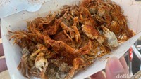 Jangan lupa coba jajanan hits Baby Crab seharga Rp 40 ribu dengan porsi melimpah dari warung tenda Sindut Group di PRJ. Foto: detikFood