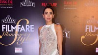 Karisma Kapoor sudah berkarier di industri hiburan India sejak 1991. (Foto: LightRocket via Getty Images/SOPA Images)