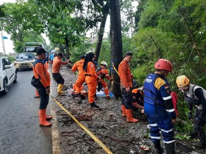 BPBD Sumedang Kerahkan 15 Personel Bantu Cari 1 Korban Bus Maut Tasik