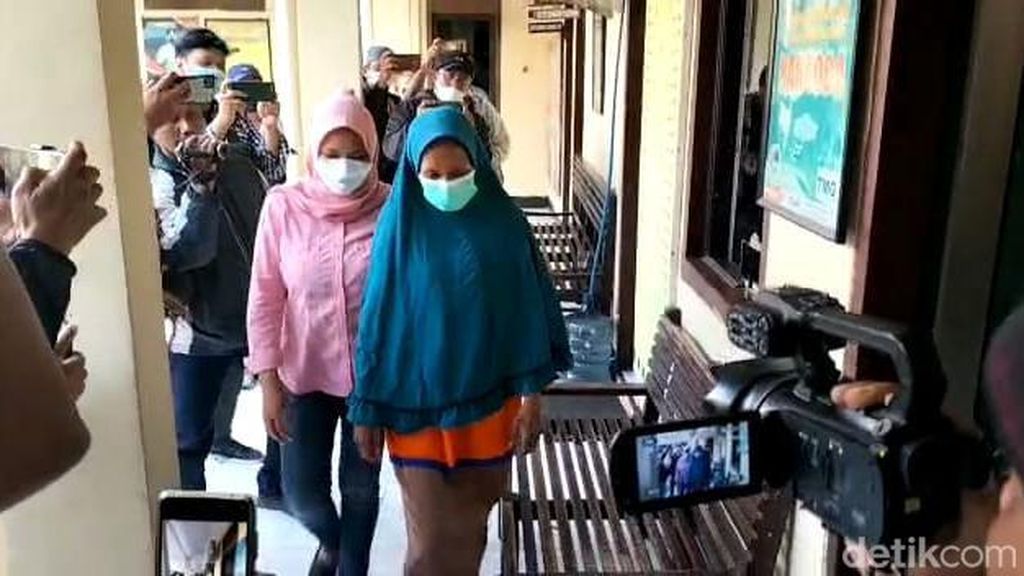 Polisi Ungkap Alasan Ibu di Surabaya Tega Aniaya Bayinya hingga Tewas