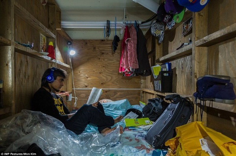 fotoinet Di Balik Gemerlap Kota Jepang, Ada Tempat Tinggal Sebesar 'Kandang'