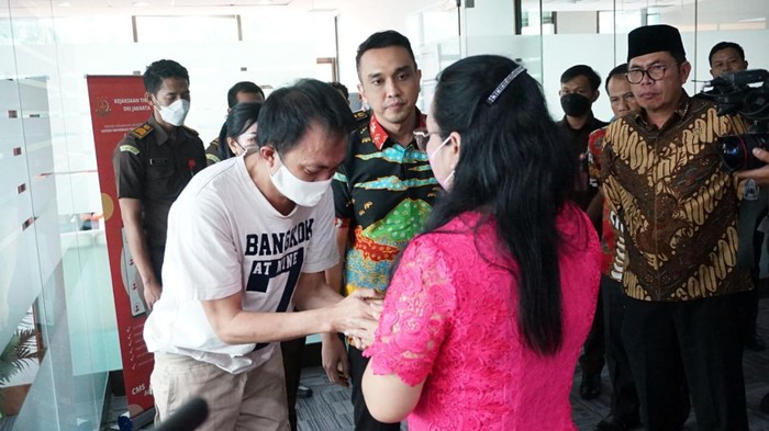 Jampidum Fadil Zumhana pantau langsung restorative justice (dok. Kejagung)