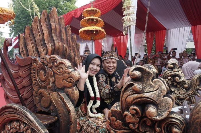 Kirab Budaya Mojo Bangkit Jadi Napak Tilas Kebangkitan Kota Mojokerto