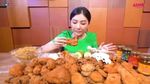 Kompaknya Ruben Onsu dan Keluarga Saat Mukbang Mie Tek-tek hingga Udang Balado