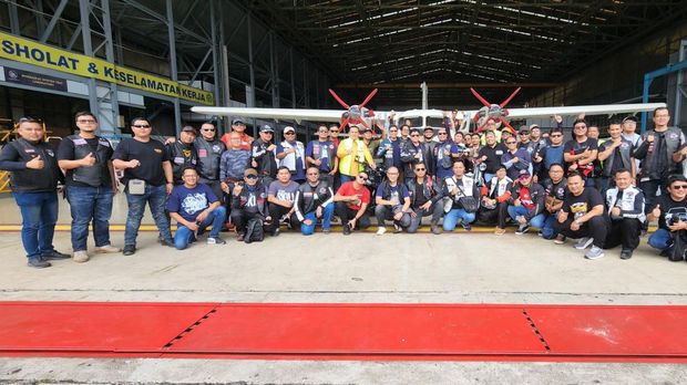 Komunitas Motor Besar Indonesia (MBI) berkunjung ke pabrik PT Dirgantara Indonesia