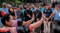 Perpaduan budaya sasak dan tradisi agama hindu jadi harmonisasi budaya yang indah. Ada kesenian musik rindik dan tari beriuk binjai. (dok. Kemenparekraf)