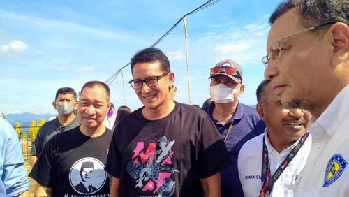 Menparekraf Sandiaga Uno saat meninjau perhelatan MXGP Samota
