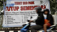 Spanduk penutupan pun terpasang disejumlah titik, agar masyarakat mengetahuinya saat datang ke taman.