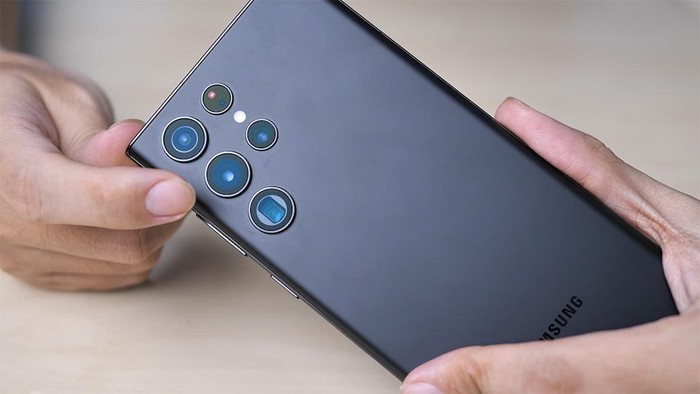 Review Kamera Smartphone Samsung S22 Ultra