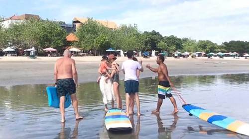 Korban terseret arus di pantai kawasan Badung, Minggu (26/6/2022)