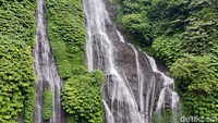 Air Terjun Banyumala juga memiliki kolam di bawahnya yang memiliki kedalaman hingga 2 meter. Jadi aman bila pengunjung ingin berenang.