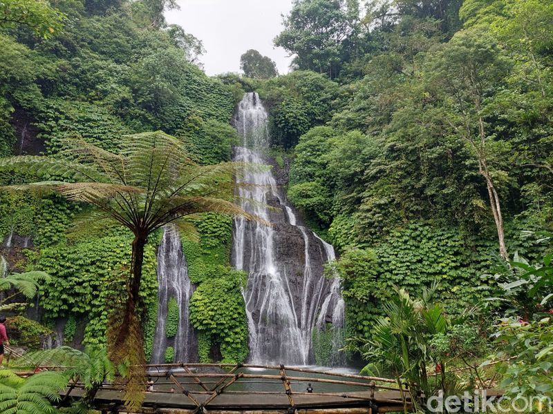 Air Terjun Banyumala Air Terjun Banyumala
