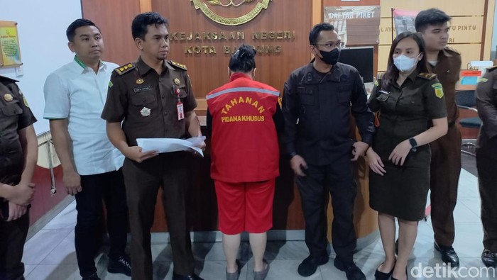 Buronan Kasus Korupsi PT Pos di Bandung
