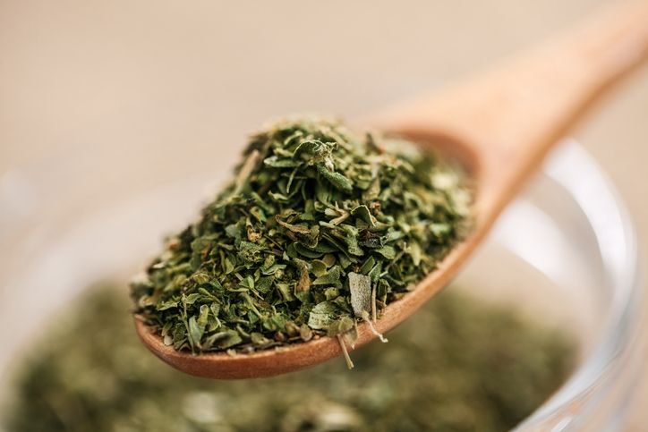 Daun rempah yang bisa membuat makanan lebih enak dan sehat