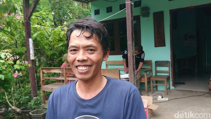 kakek muhadi
