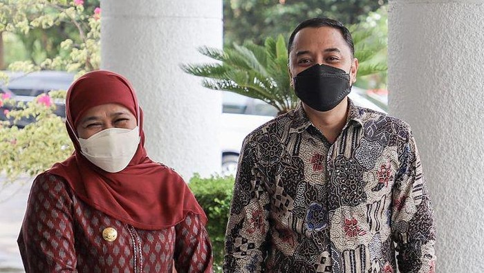 Kedekatan Khofifah dan Eri