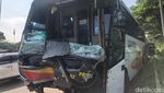 Potret Bangkai Mobil-mobil Kecelakaan Tol Cipularang