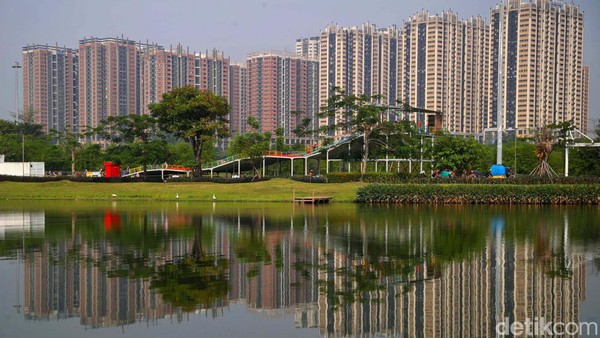 Central Park Meikarta Cikarang Bekasi memiliki terdapat danau seluas 25 HA yang memberikan pemandangan indah untuk bersantai bersama keluarga.