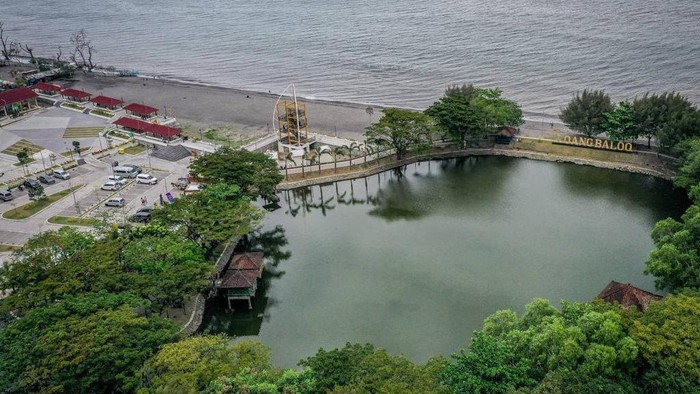 Menparekraf Kagumi Potensi Wisata Religi dan Bahari di Desa Wisata Taman Loang Baloq NTB