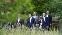 KTT G7 diadakan di Schloss Elmau, Jerman. Pertemuan itu berlangsung selama 26 - 28 Juni 2022.