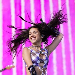 Slay! Olivia Rodrigo Umumkan Daisy Chain Fields, Festival Musik Musisi Perempuan