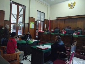 Terdakwa Pemalsu Sertifikat Vaksin Blak-blakan Soal Kasusnya, Begini Kisahnya