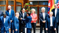 Jokowi juga terlihat bersama pemimpin negara lain di sela KTT G7 (Laily Rachev - Biro Pers Setpres)