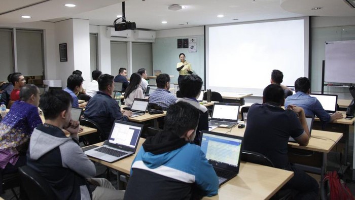 Data Science memiliki prospek karier menjanjikan pada era serba teknologi