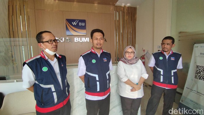PT Waskita Bumi Wira pelaksana Tol KLBM Gresik akhirnya angkat bicara