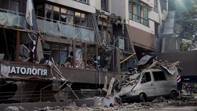 Rudal Rusia Bikin Pusat Kota Kyiv Kembali Babak Belur