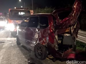 Ngeri! 17 Kendaraan Tabrakan Beruntun di Cipularang, Ingat Rumus Ini
