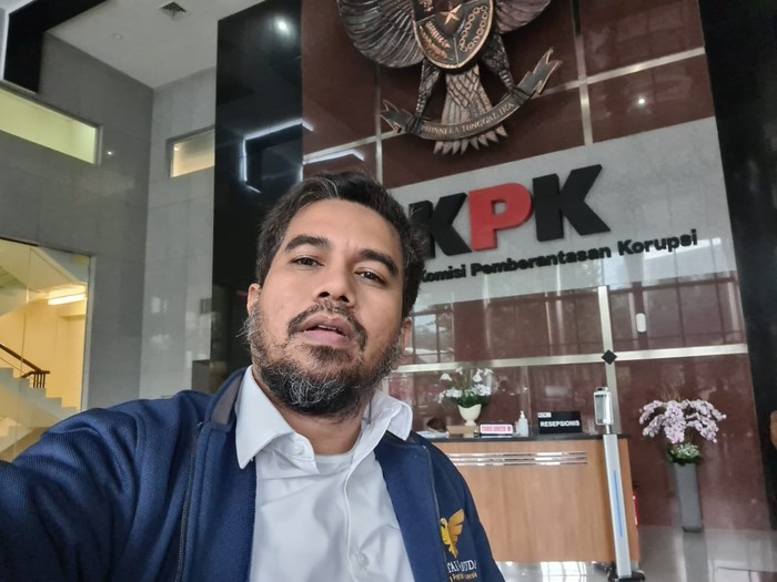 Teddy Gusnaidi Jubir Partai Garuda