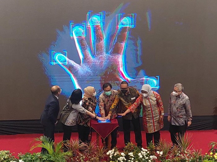 Uji Klinis Fase 3 Vaksin Merah Putih dapat Lampu Hijau BPOM di aula fk unair